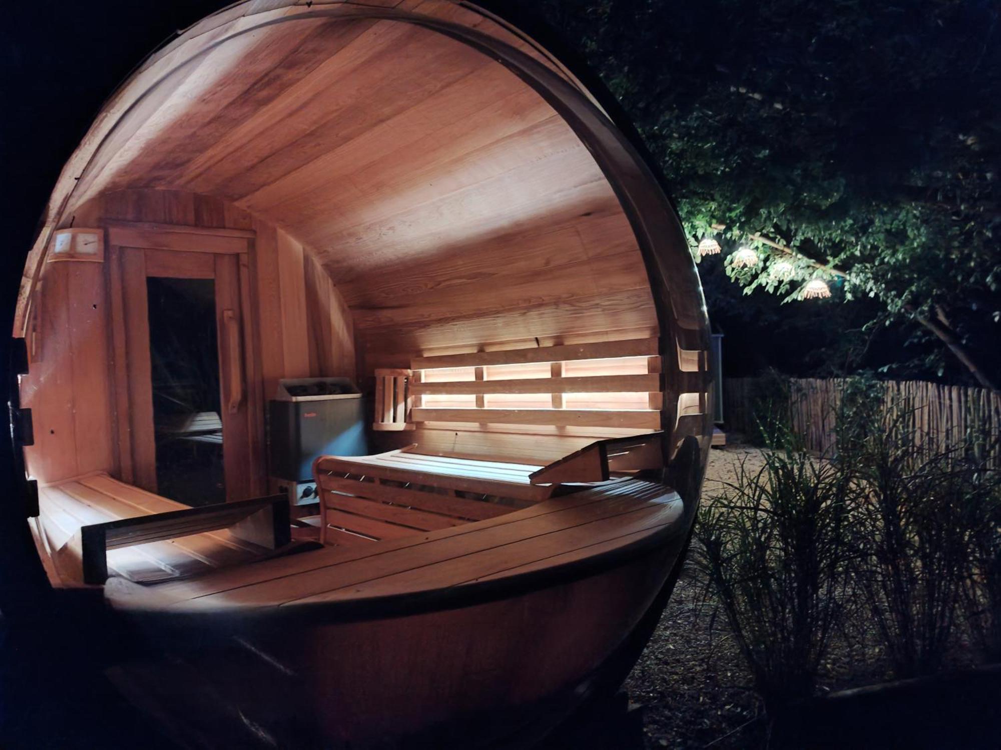آفروشْ Le Domaine De Pivette Chambre Climatisee Et Insolite Avec Terrasse Privative الغرفة الصورة